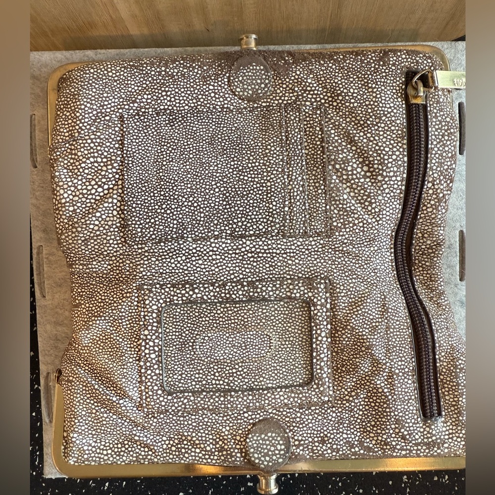 Women's Hobo Stingray Suede Leather Tan White Gold Lauren Clutch Wallet! - Picture 5 of 13